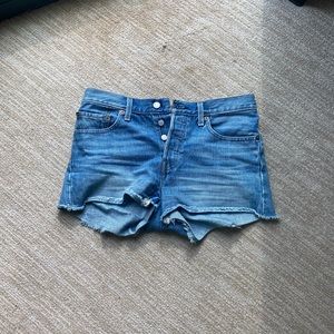 Levi’s jean shorts! Size 27